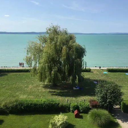 Apartment Beachfront Apartman