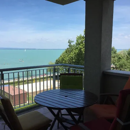 Beachfront Apartman * Siofok
