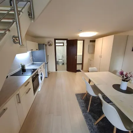 Appartamento Beachfront Balatonfůzfő